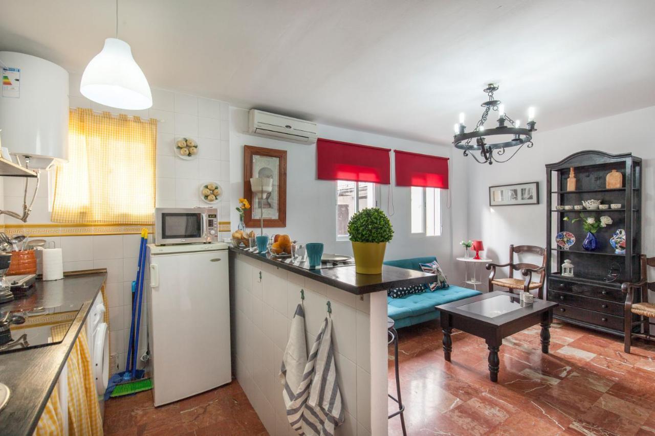 Acogedor Apartamento Centro Castellar Alto Sevilla Bagian luar foto