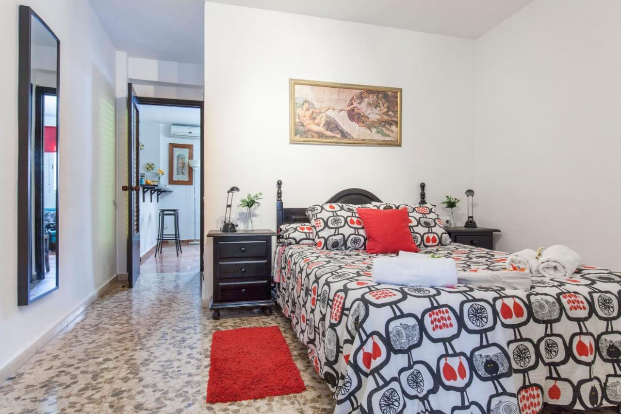 Acogedor Apartamento Centro Castellar Alto Sevilla Bagian luar foto