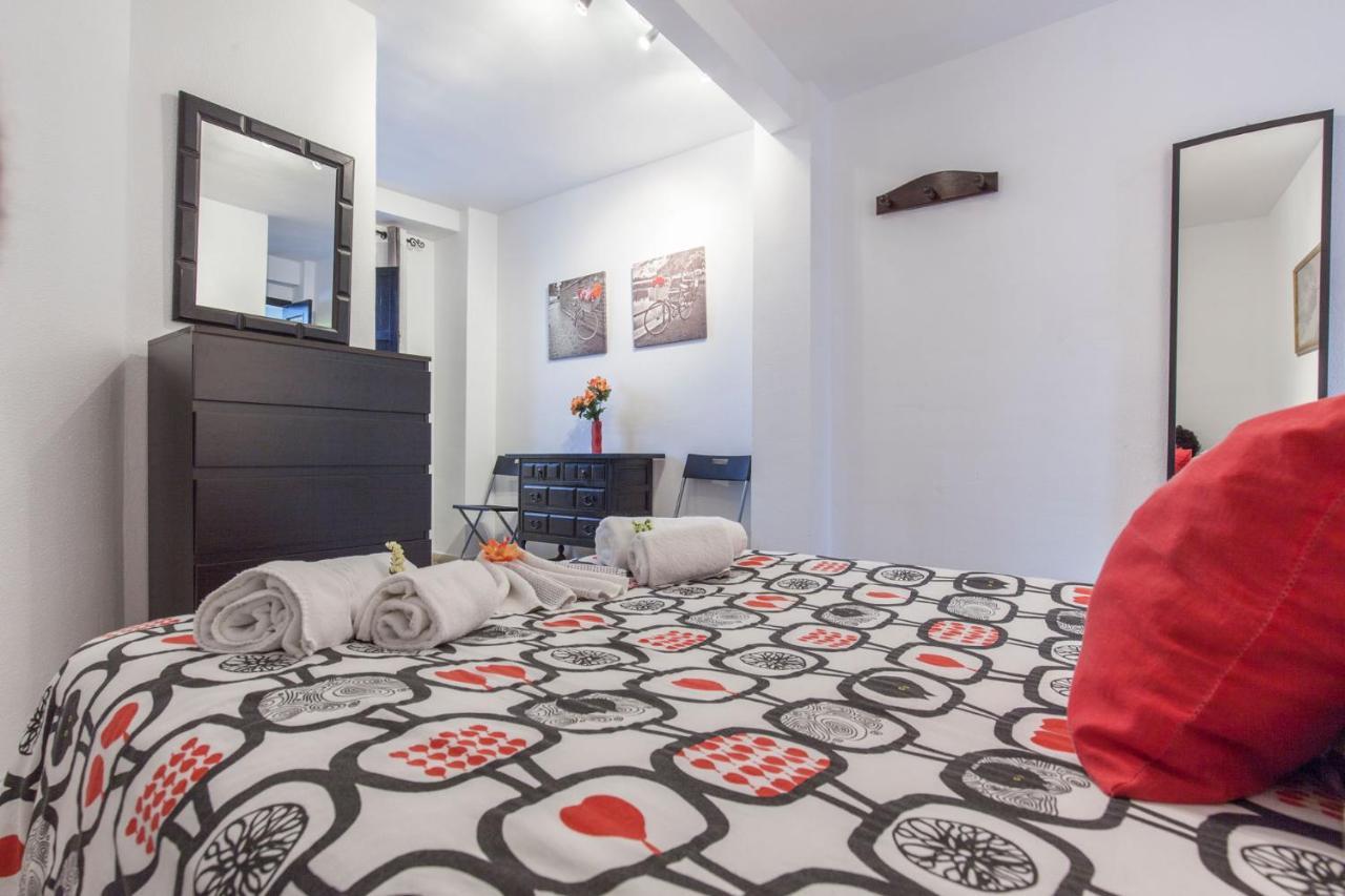 Acogedor Apartamento Centro Castellar Alto Sevilla Bagian luar foto